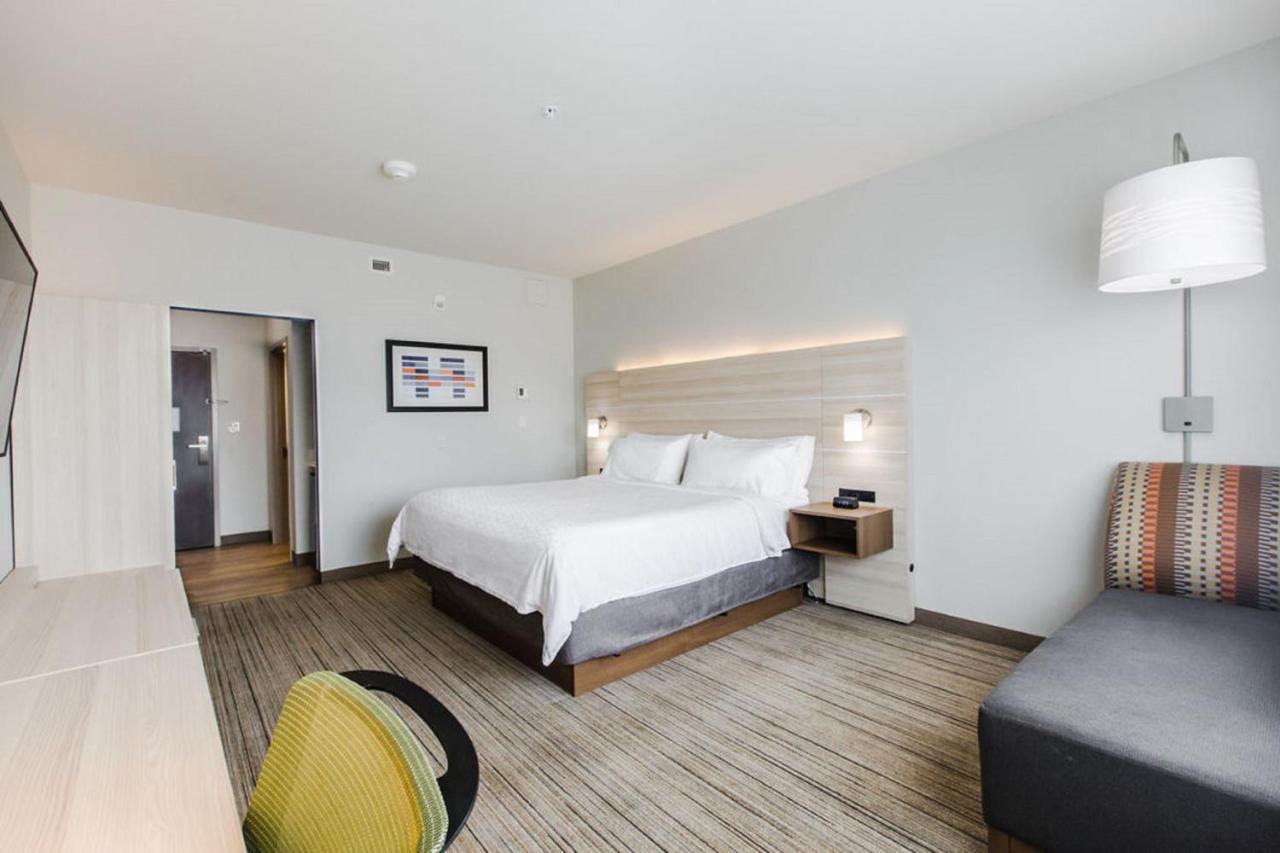 Holiday Inn Express & Suites Edmonton N - St Albert By Ihg Saint Albert Eksteriør bilde