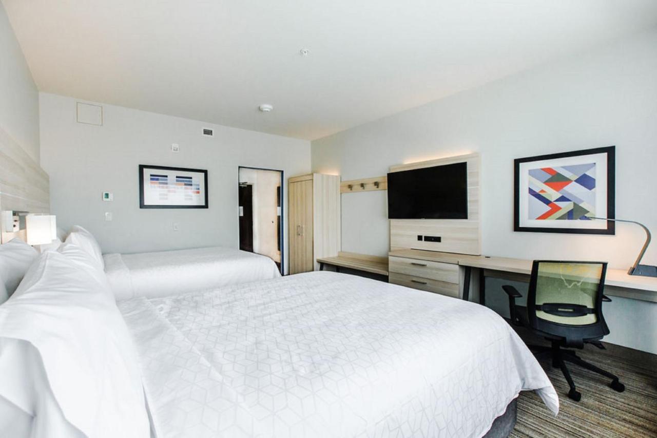 Holiday Inn Express & Suites Edmonton N - St Albert By Ihg Saint Albert Eksteriør bilde