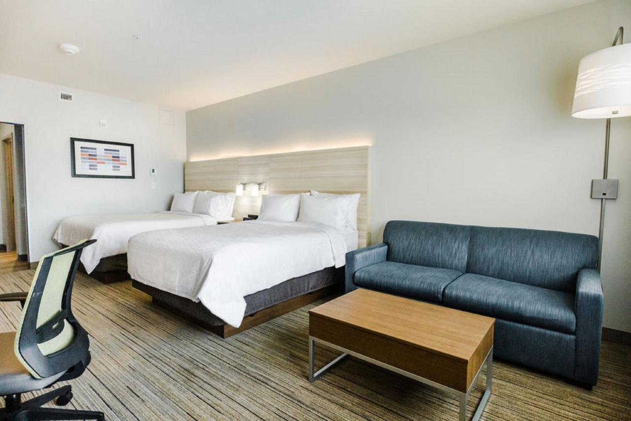 Holiday Inn Express & Suites Edmonton N - St Albert By Ihg Saint Albert Eksteriør bilde